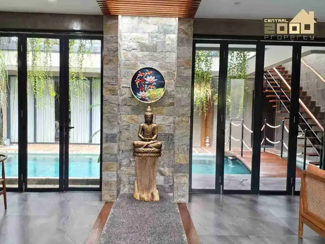 Villa Mewah Siap Huni di Umalas, 3 Bedroom Freehold - Image 2 of 10