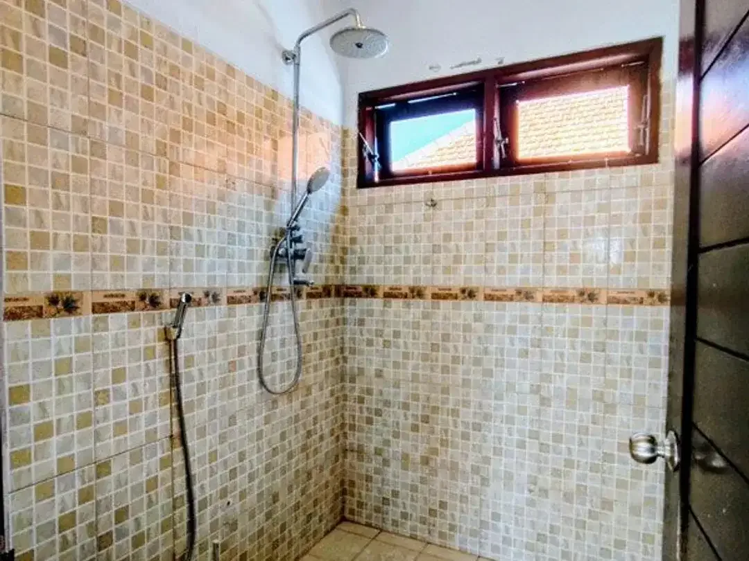 [AMR-025.WSK] FOR YEARLY RENT – 3 BEDROOMS VILLA AT Bali Arum Jimbaran Residence - Image 8 of 10