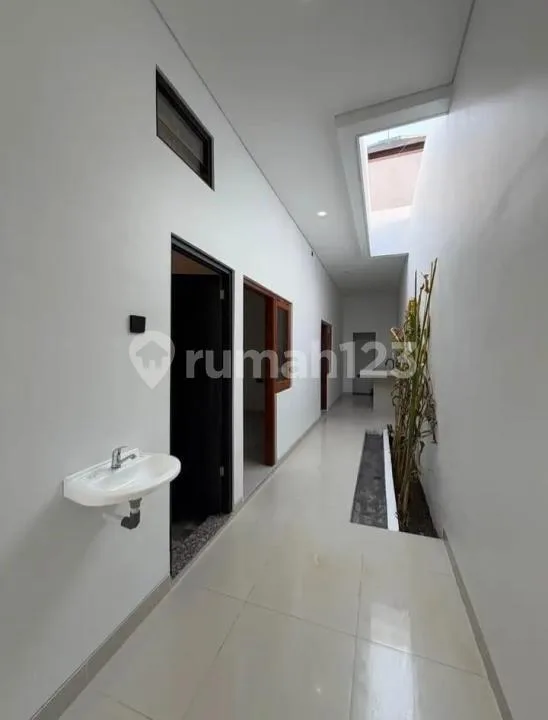 Rumah Minimalis Lokasi Pusat Kota Denpasar Badak Agung Renon - Image 2 of 4