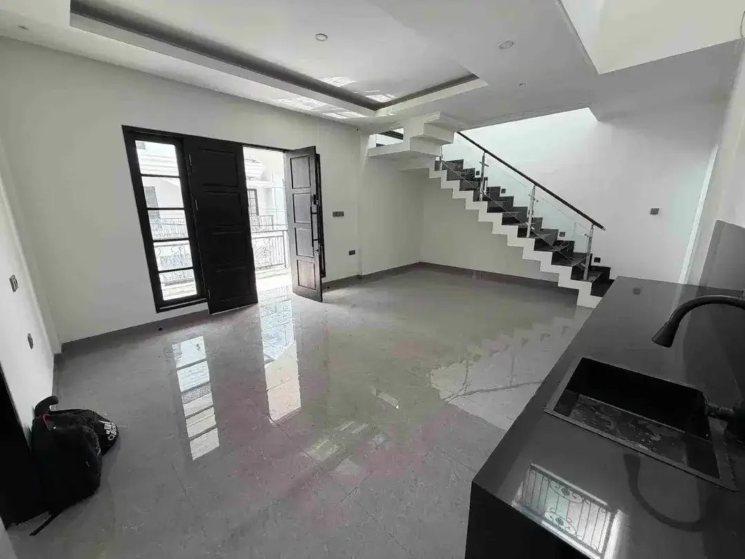 jual rumah Baru 3 lantai di Tukad Pakerisan Denpasar - Image 3 of 8