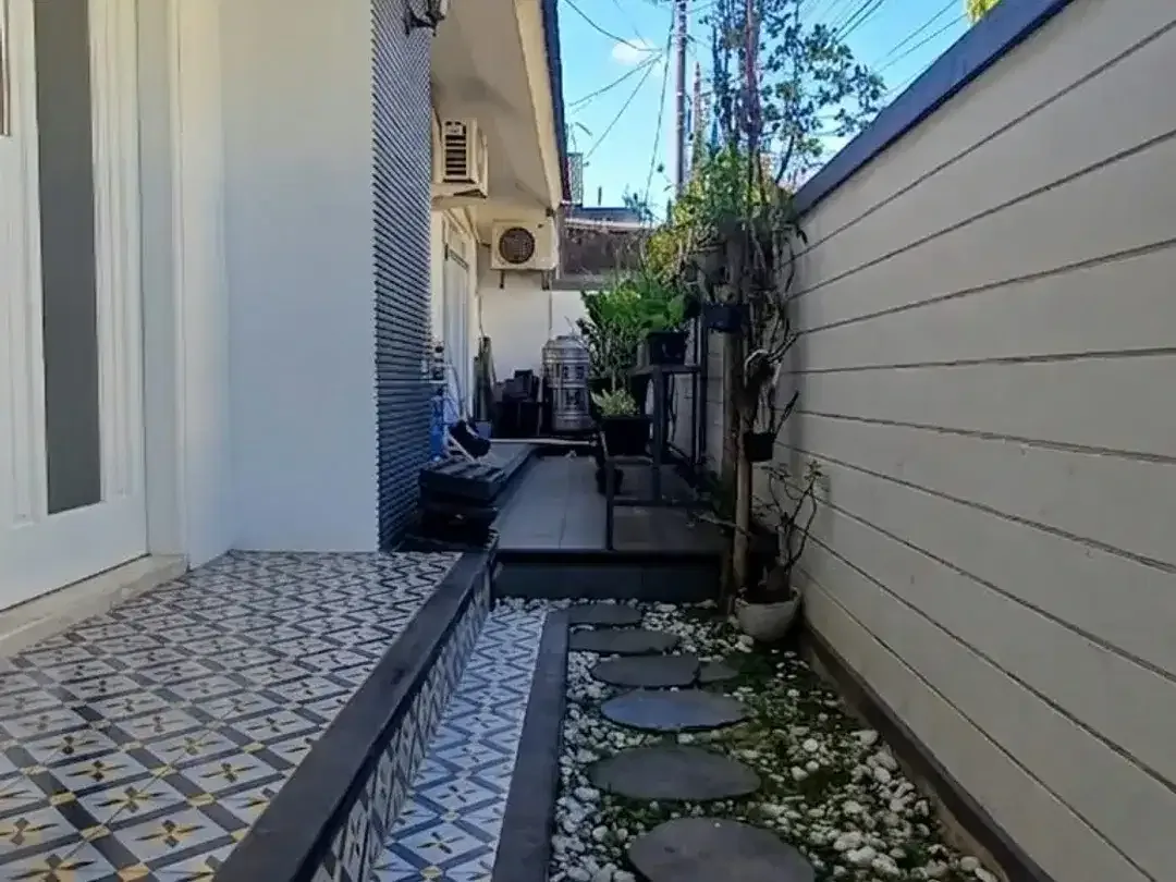 Rumah Cantik Siap Huni di Jalan Karang Mas Jimbaran Dekat Ayana dan Four Seasons - Image 3 of 10