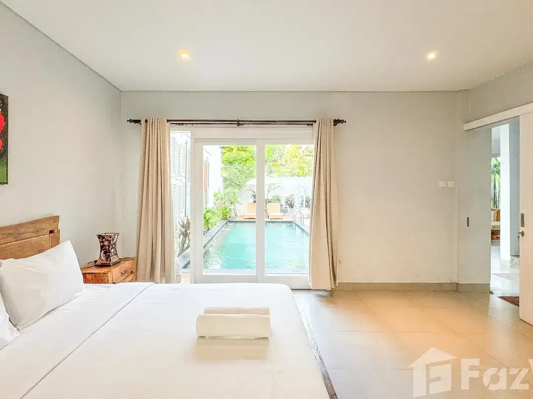 3 Bedroom Villa for rent in Kerobokan, Bali - Image 2 of 10