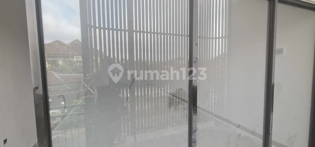 Ruko 2 Lantai Sesetan bisa Usaha Sekaligus Tempat Tinggal - Image 3 of 4
