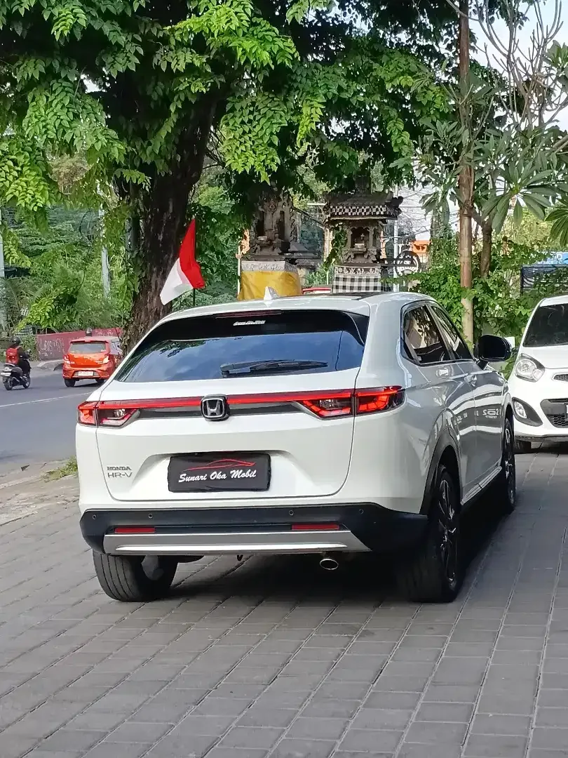 HR-V SE AUTOMATIC PLAT BALI PAJAK BARU ISTIMEWA - Image 3 of 10