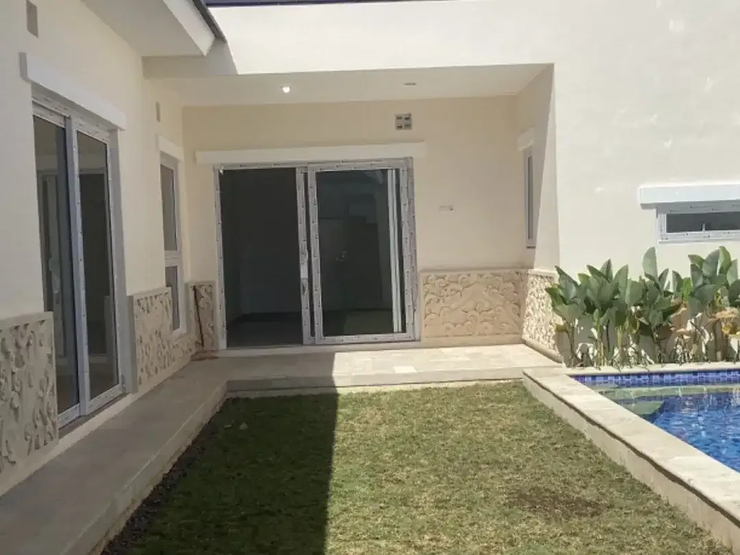 Villa 3 Bedrooms Leasehold in Great Location Sanur - Image 2 of 10