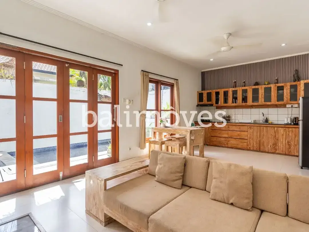 Villa Dua Kamar Tidur Sederhana di Pantai Sanur - Image 8 of 10