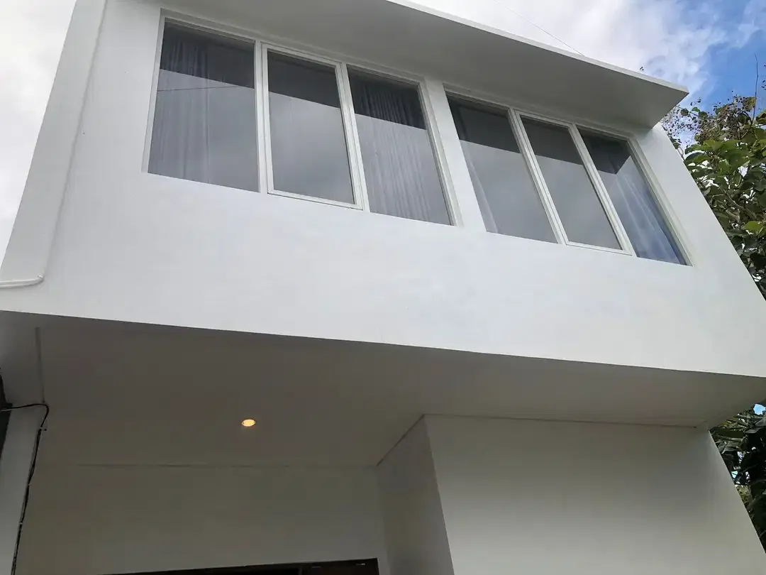 rumah baru 2 lantai di Ungasan Jimbaran,dkt Pantai Melasti,furnish - Image 7 of 10