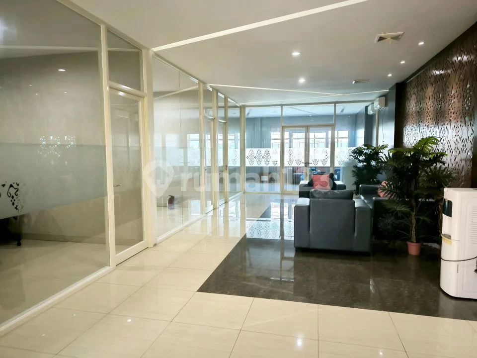 Lokasi Premium Ruko 4 Lantai - 473 MÂ² di Komoleks Pertokoan Imam Bonjol, Denpasar Barat - Image 3 of 4
