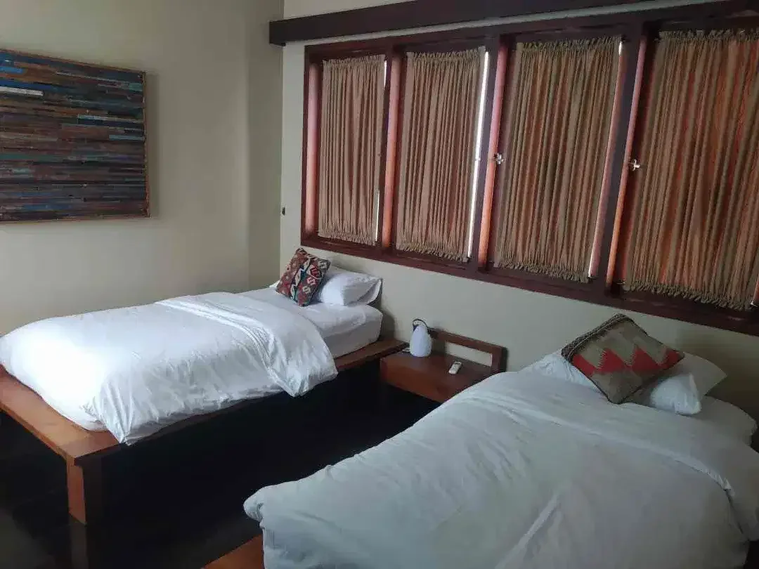 Dijual VILLA Mewah siap huni di kawasan eksklusif  Sudamala Blanjong, Sanur — hanya 600 meter dari pantai. - Image 6 of 7