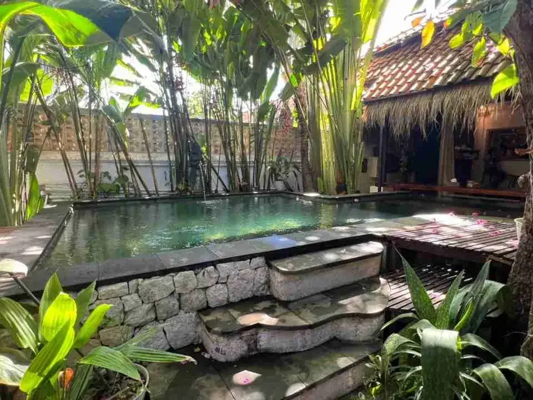 High-Occupancy 6-Bedroom Villa in Seminyak's Pink Zone - Image 7 of 10