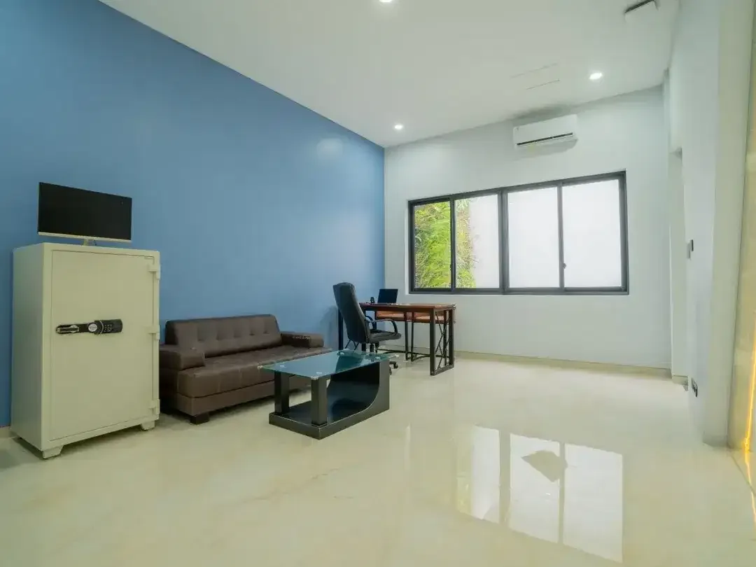 PRIME COMMERCIAL BUILDING FOR SALE – SANUR, BALI - Image 3 of 10