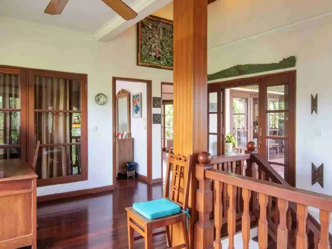 DIJUAL VILLA TRADISIONAL TROPIKAL, SEMINYAK, BALI - Image 2 of 10