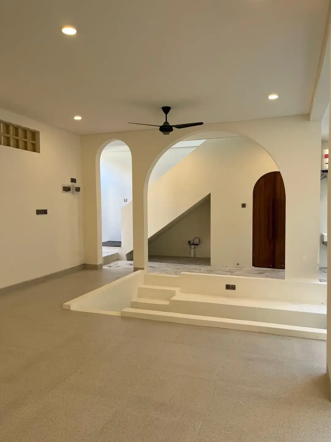 VILLA READY DESIGN SANTORINI AREA BEST CANGGU & BEST INVESTMENT - Image 8 of 10