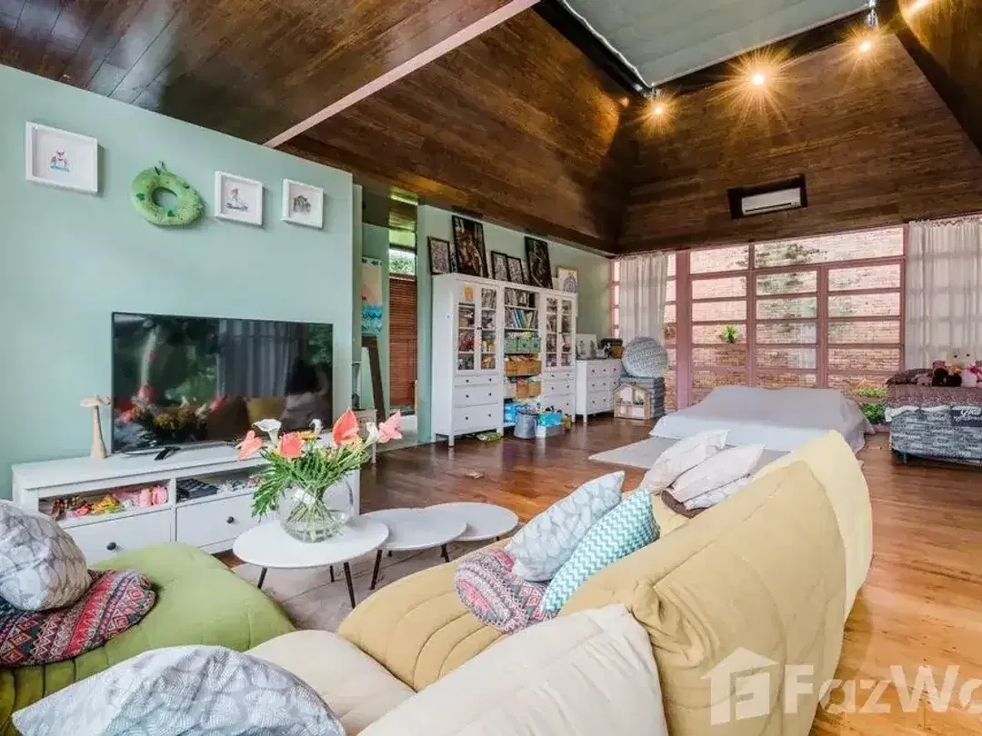 3 Bedroom Villa for sale in Ginyar, Bali - Image 5 of 10