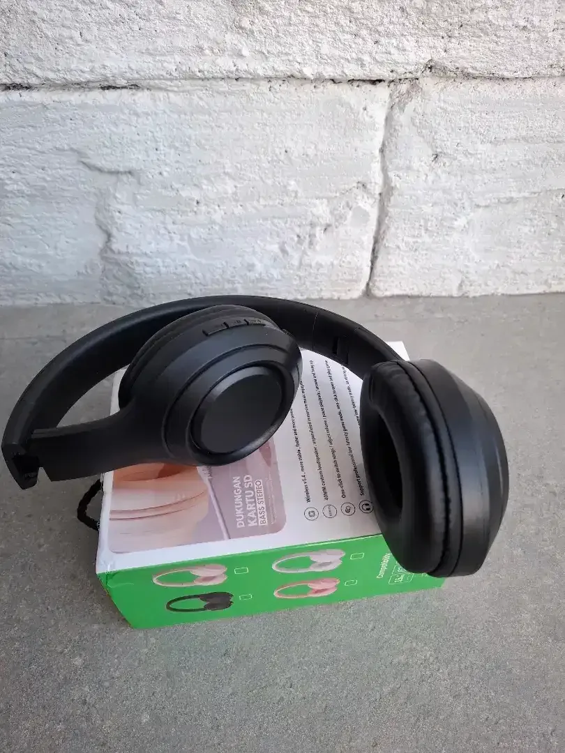 Headset Bluetooth Kondisi Minus - Image 2 of 4