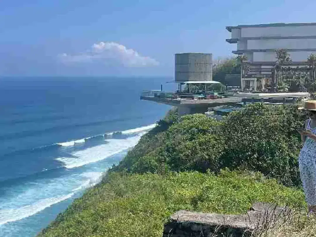 dijual tanah los tebing Uluwatu Pecatu 30.700 m² IDR 1,7 milyar/are - Image 7 of 10