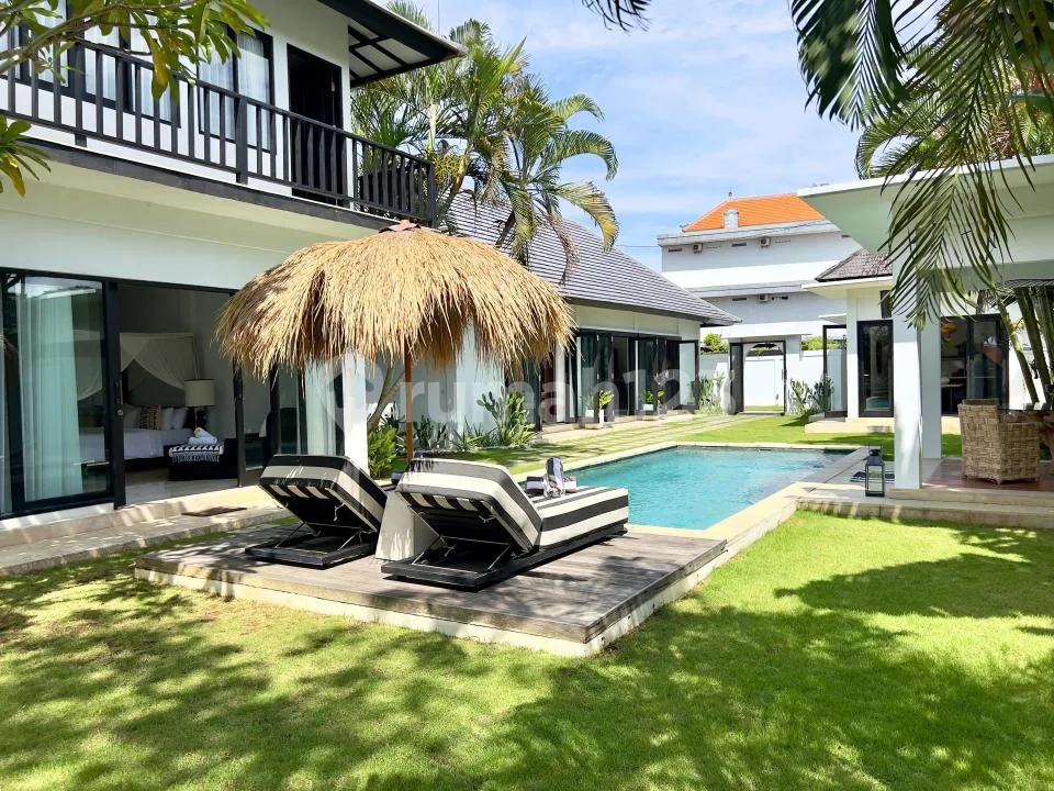 Villa Batu Bolong Canggu Walking Distance To Beach SHM - Image 2 of 4