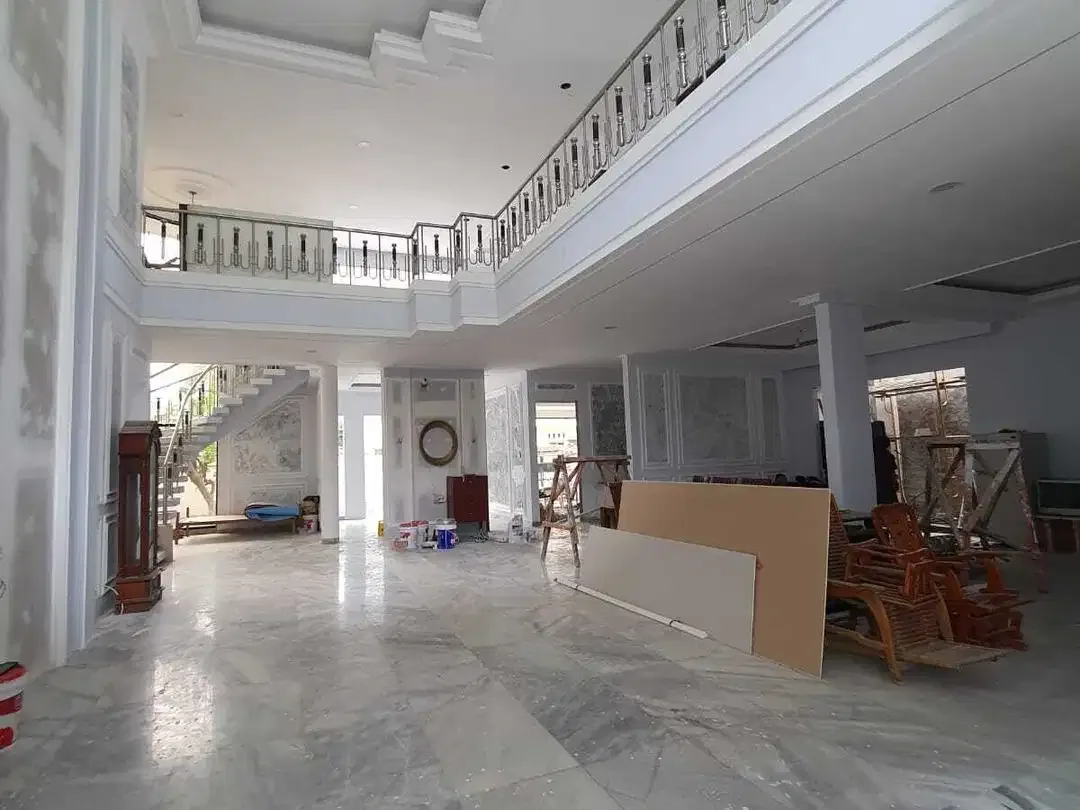Rumah Baru Besar Mewah di Gatot Subroto Denpasar - Image 3 of 10
