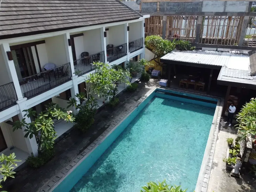 3 Star Licensed Hotel For Sale in Kerobokan - Image 2 of 10