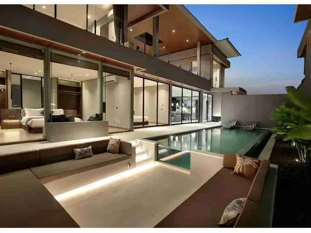 VILLA LANTAI II TUMBAKBAYUH UTARA CEPAKA SELINGSING DEKAT KE CANGGU PERERENAN DLL - Image 9 of 10