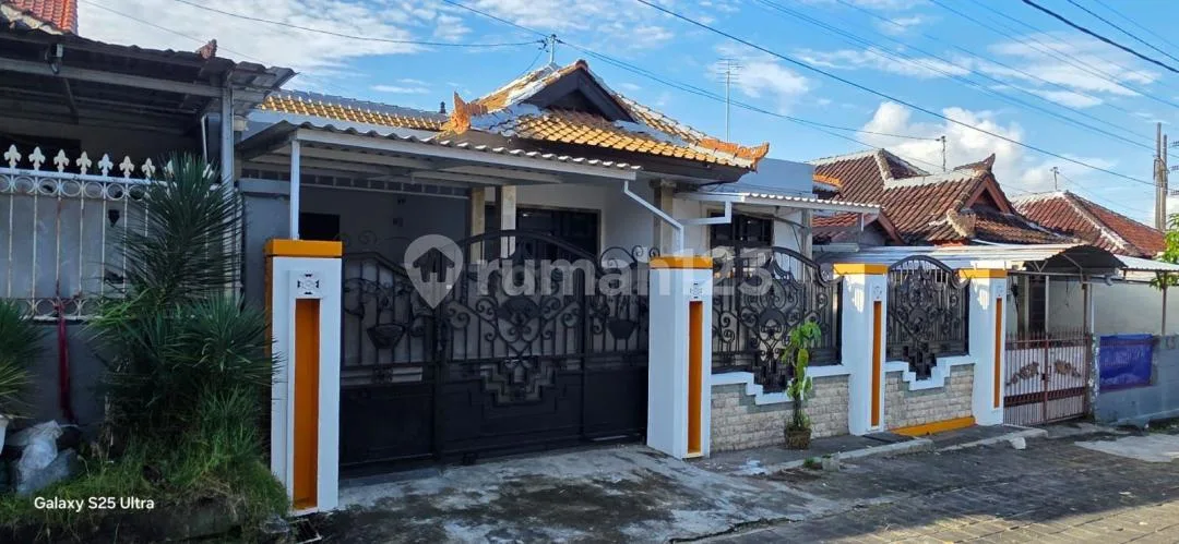 Rumah 1 Lantai Aspek Perum Siap Huni Berlokasi Strategis - Image 1 of 4