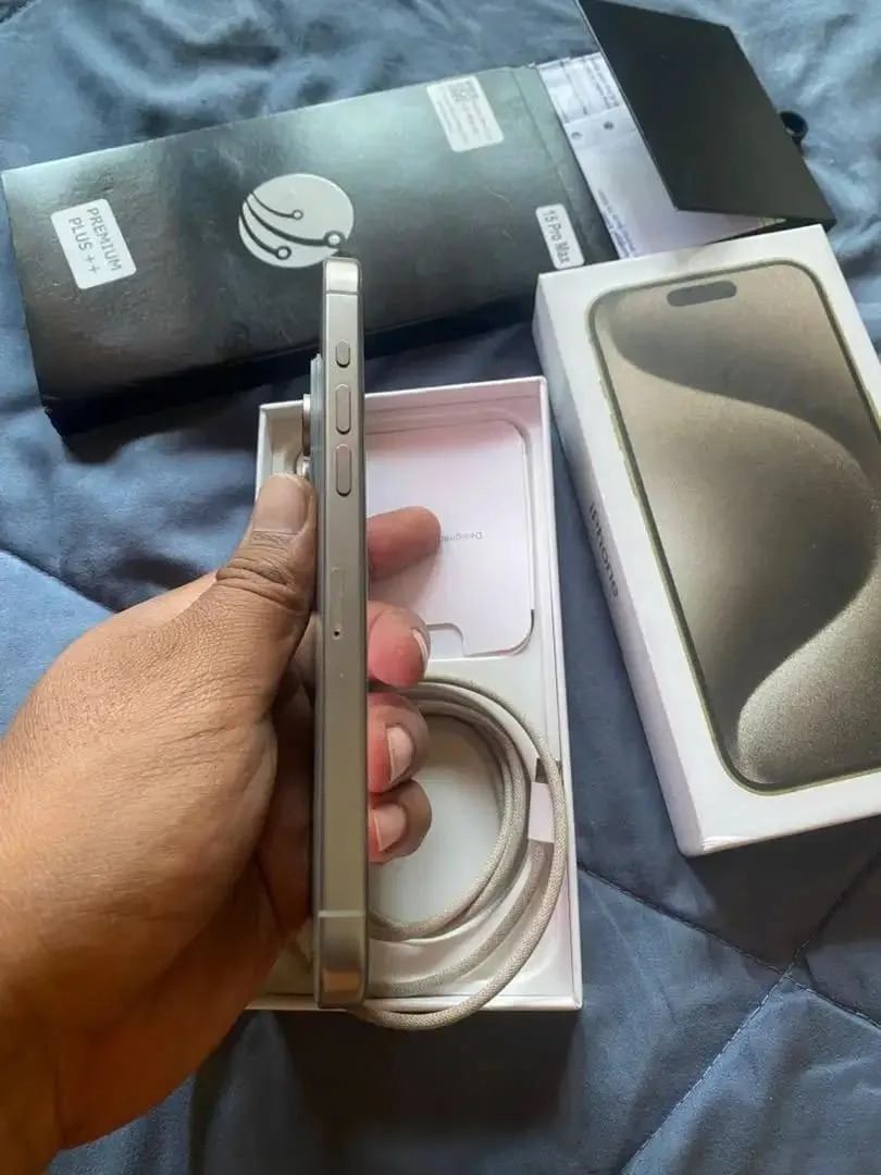 iphone 15 promax inter all operator - Image 3 of 6