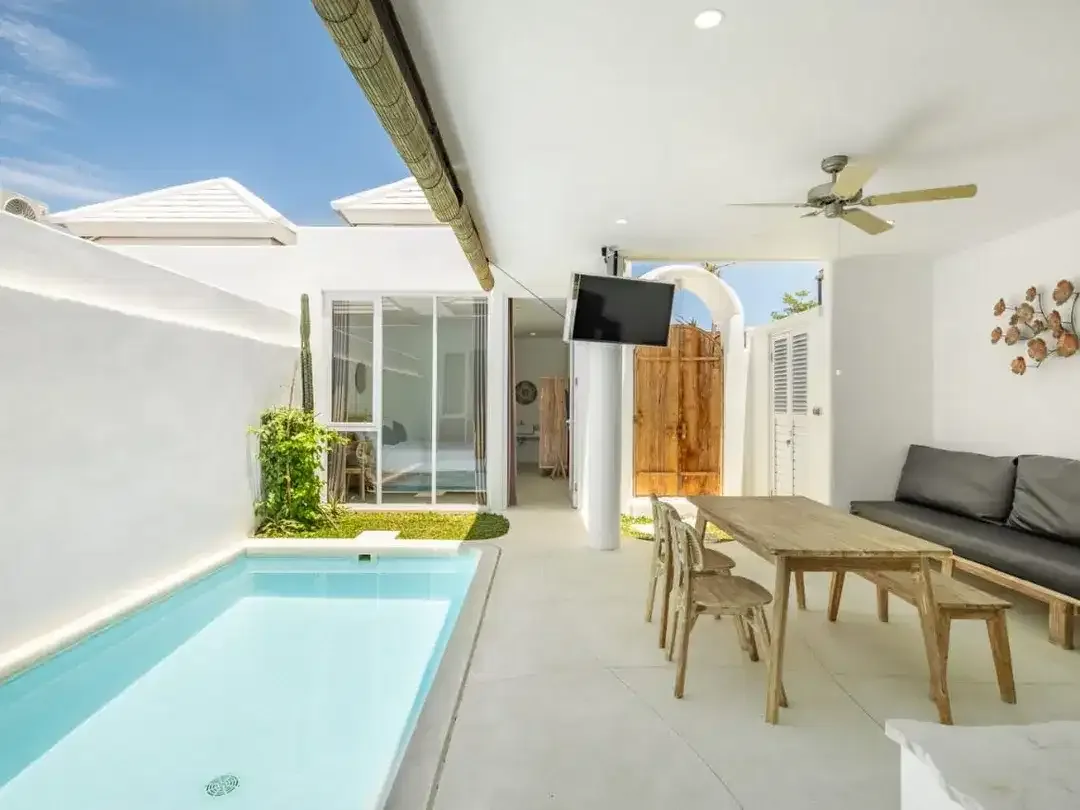 SANTORINI VILLA STYLE IN TOYA NING UNGASAN - Image 1 of 10