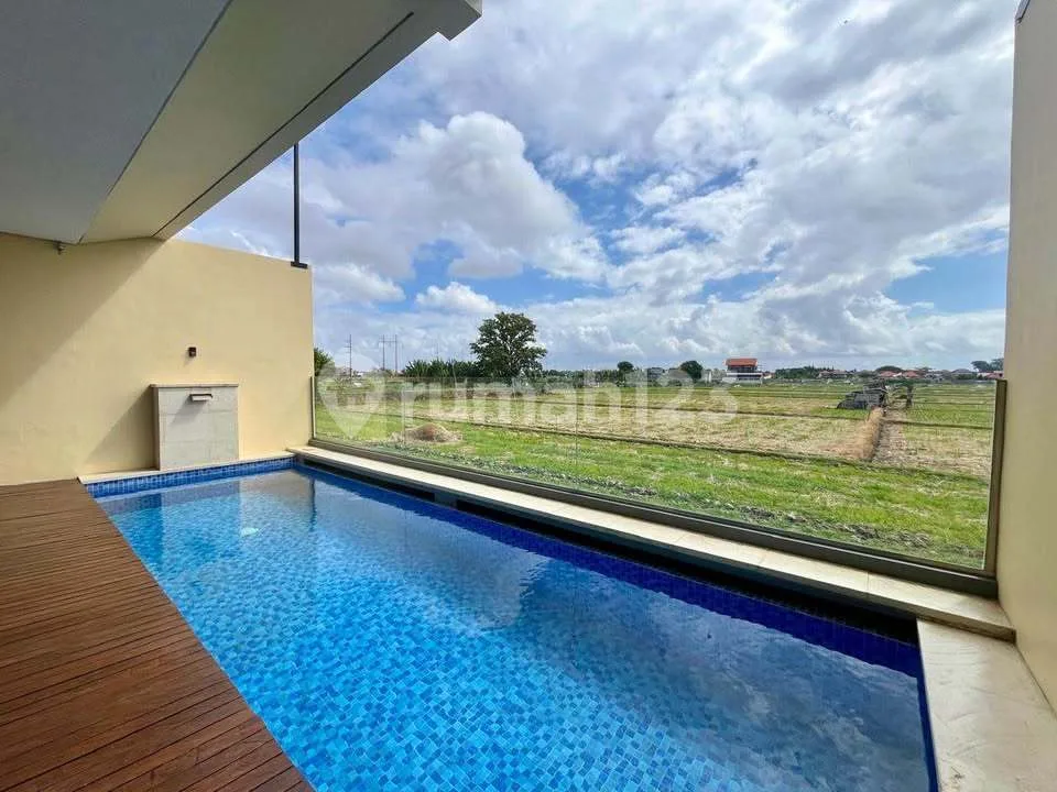 Brand New Luxury 3Br Villa With Rice Field View In Sanur (95V) - Image 1 of 4