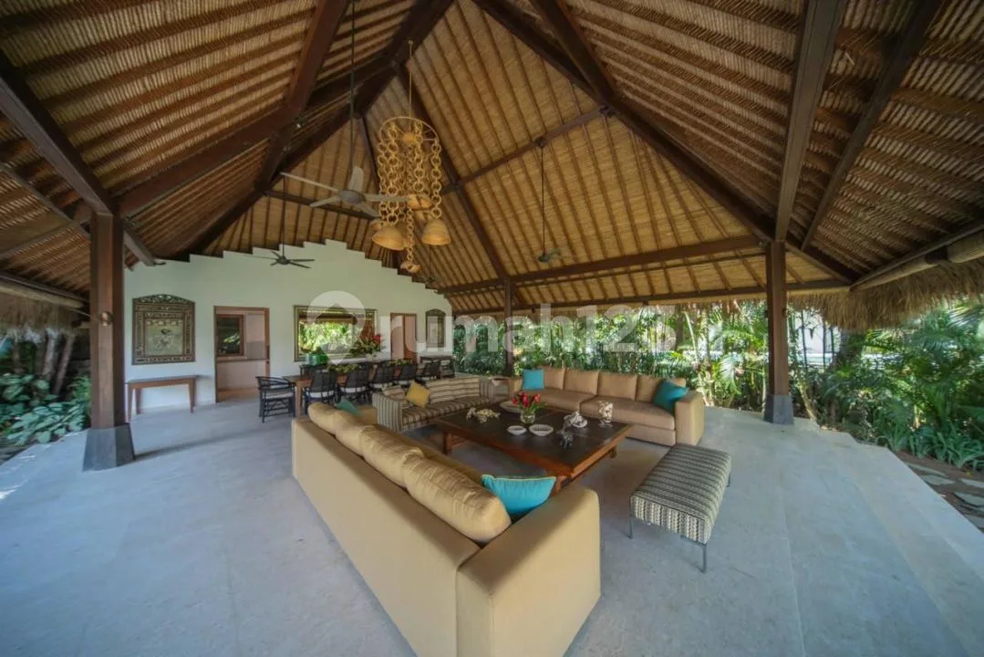 Luxury Riverside Estate With 2825Sqm Freehold Land In Pererenan - Image 2 of 4