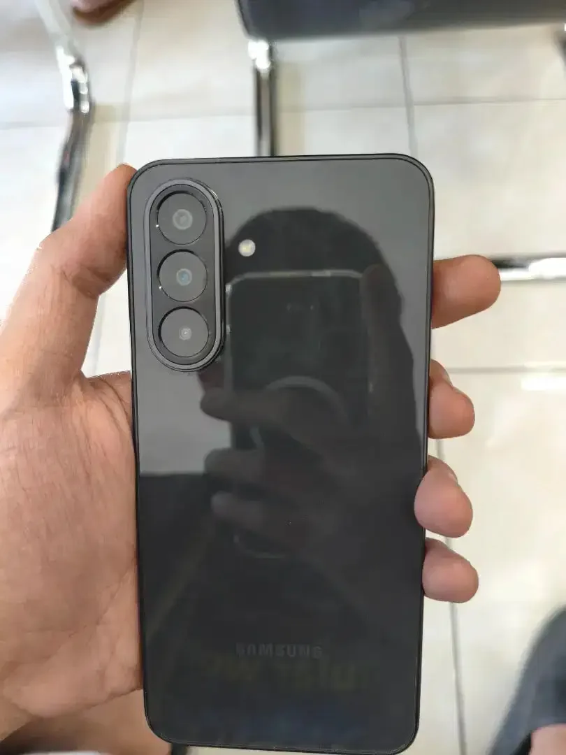 SAMSUNG A27 5G 8/257 - Image 1 of 2