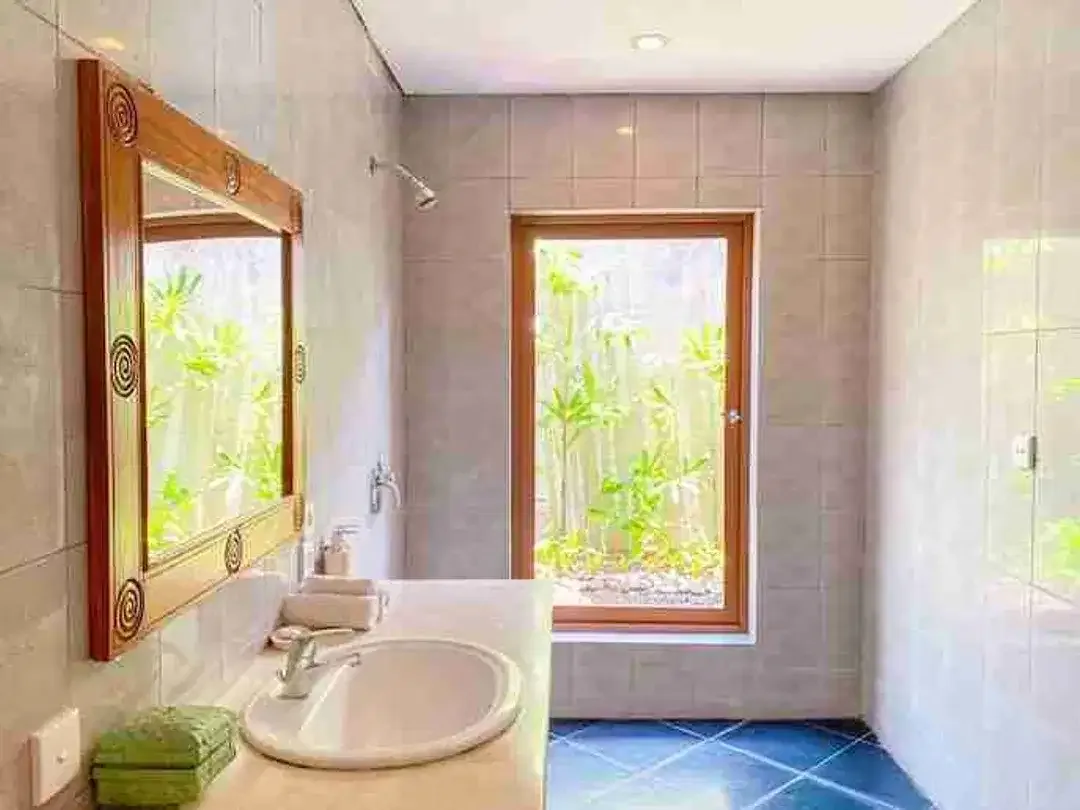 Villa 5 Are di Canggu Bali Hanya 5 Menit ke Pantai dan Beach Club - Image 10 of 10