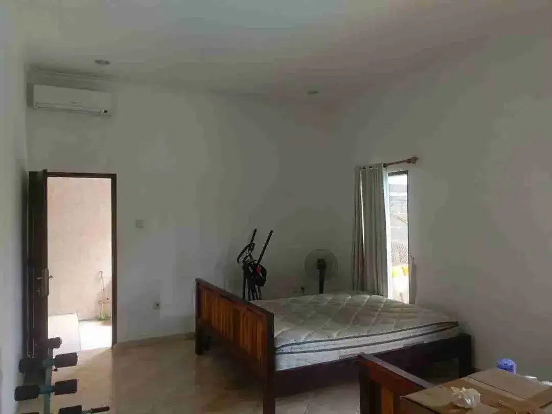 Jual Rumah 1lt Luas Tanah 400m2 Lokasi Jl Batur Sari Sanur Dekat Pantai area Investasi Strategis. Gr - Image 8 of 10
