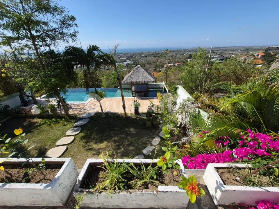 Freehold - Exclusive Ocean View Villa With Large Pool And Rooftop For Sale In Labuan Sait, Pecatu, Uluwatu, Bali - Image 1 of 4