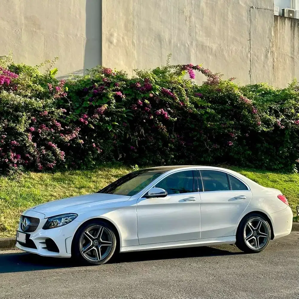 BUC Mercedes-Benz C300 2019 Amg line - Image 2 of 7