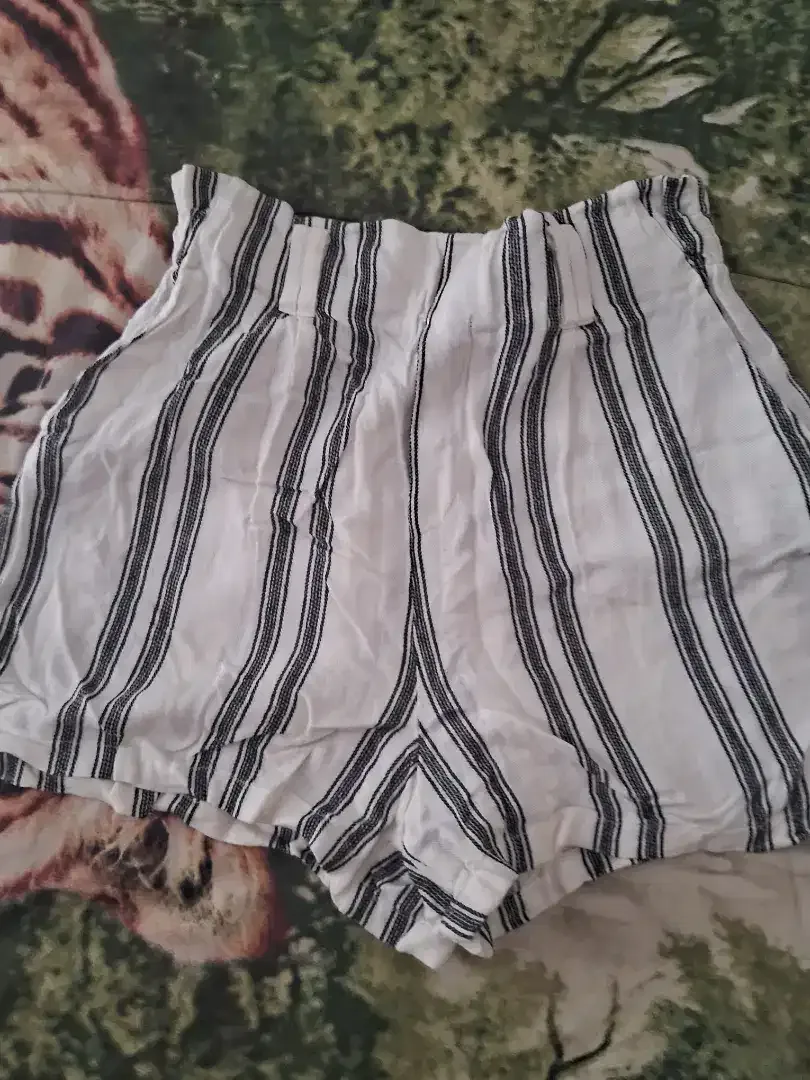 Celana bershka HW - Image 1 of 3