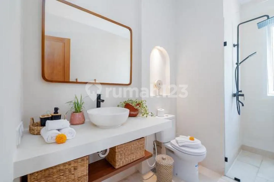 Villa 2 Bedroom Pererenan #Vs8439jy - Image 2 of 4