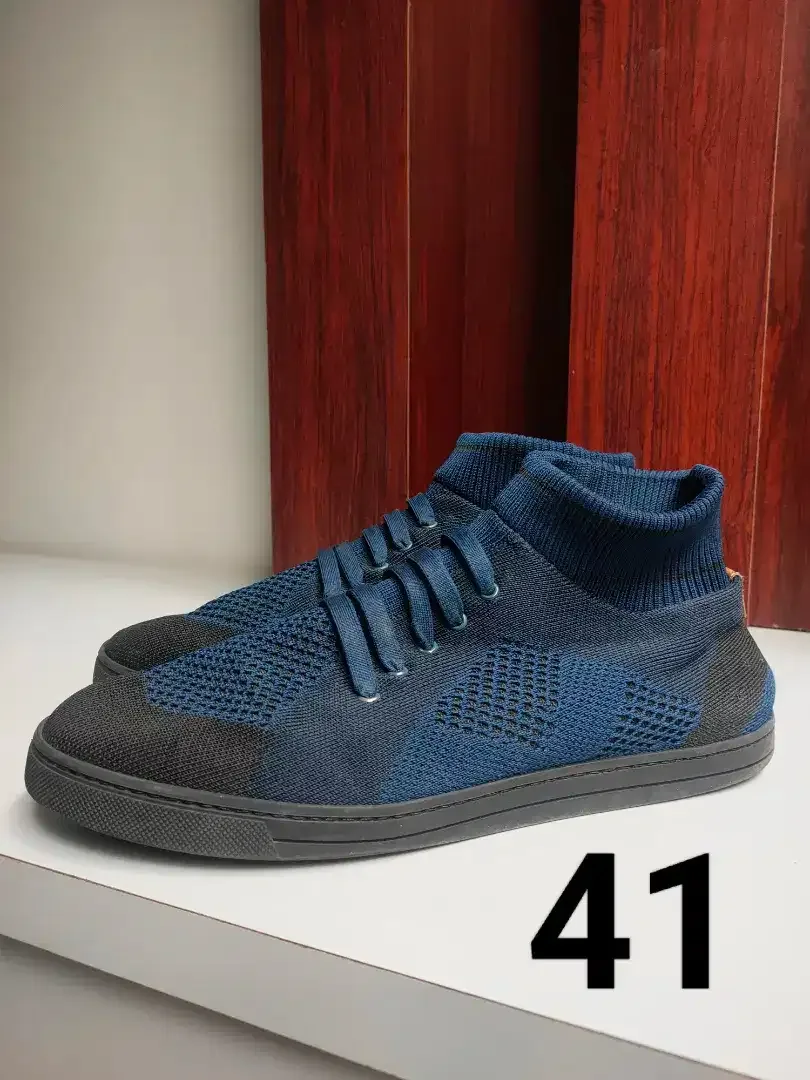 Sepatu Fendong slip on kaos kaki BB UK 43 insol 270 - Image 1 of 2