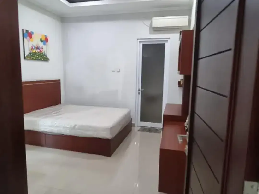 Dijual Rumah 2 Lantai Modern di Green Imperial Putra Residence, Cokroaminoto Denpasar – 4 Kamar Tidur, SHM - Image 10 of 10