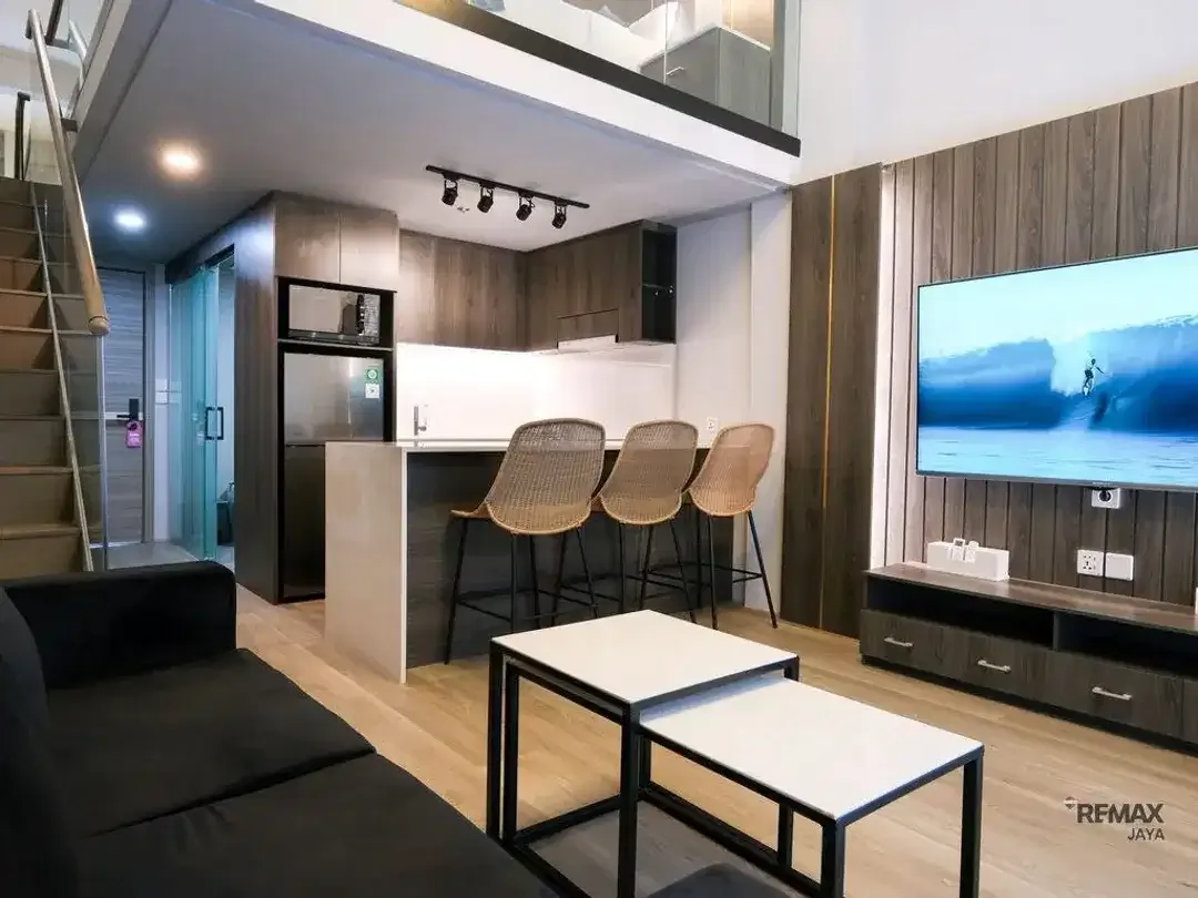 Premium 1-Br Apartment For 29-Year Leasehold In Canggu, Badung - Image 1 of 7