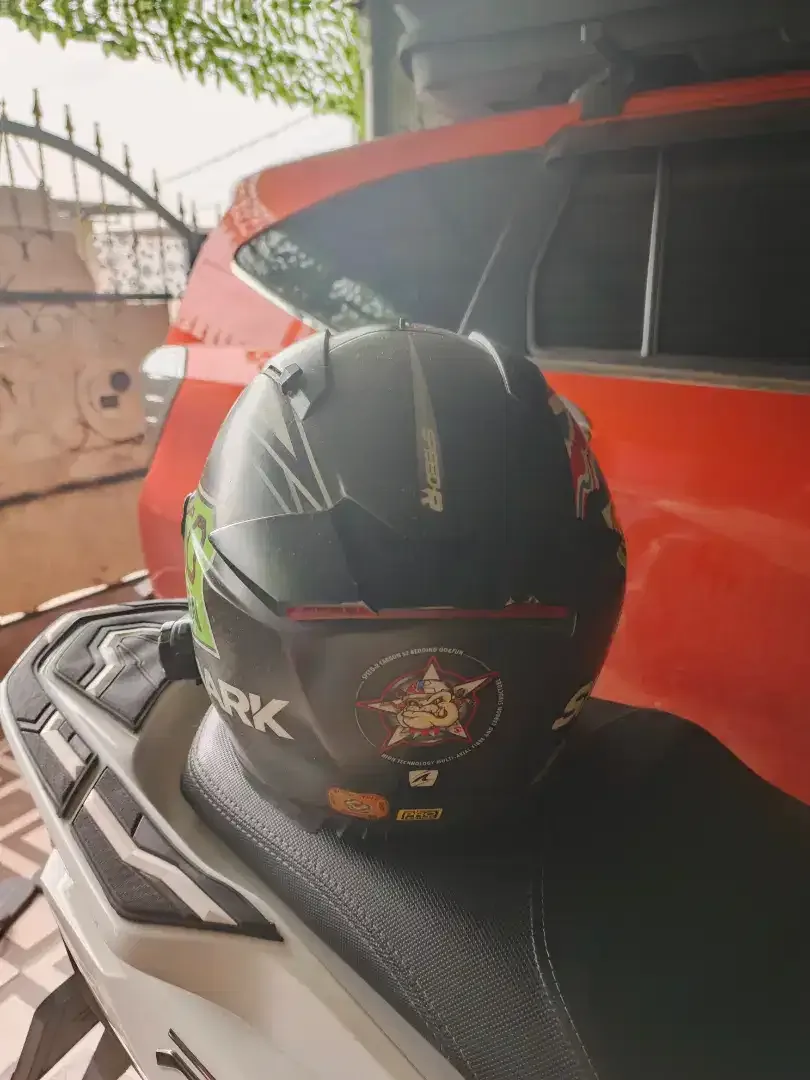 Shark Speed R arai agv shoei hjc ls2 - Image 3 of 5