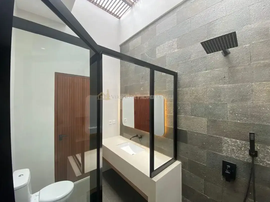 Brand New Modern Tropical Villa - Pererenan / Tumbak Bayuh - Image 8 of 10