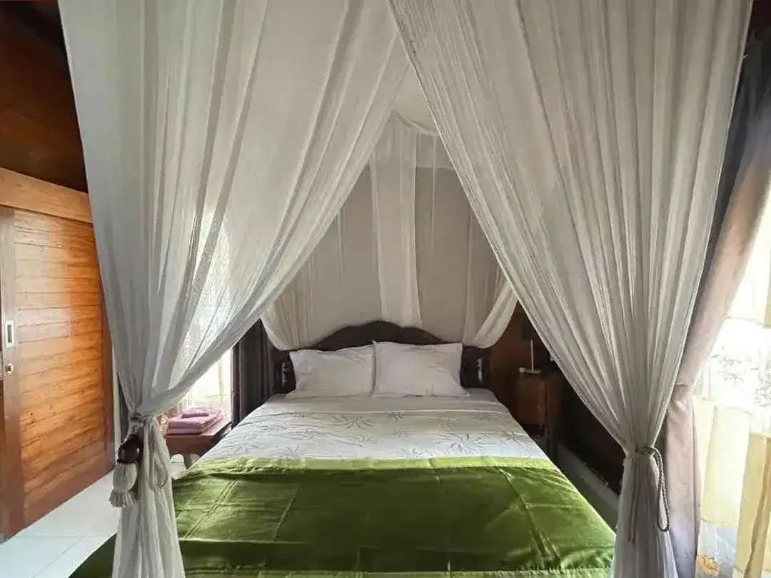 DIJUAL / FREEHOLD : Rumah 4 Bed, View Danau Buyan & Bukit, Bedugul, Tabanan, Bali - Image 5 of 10
