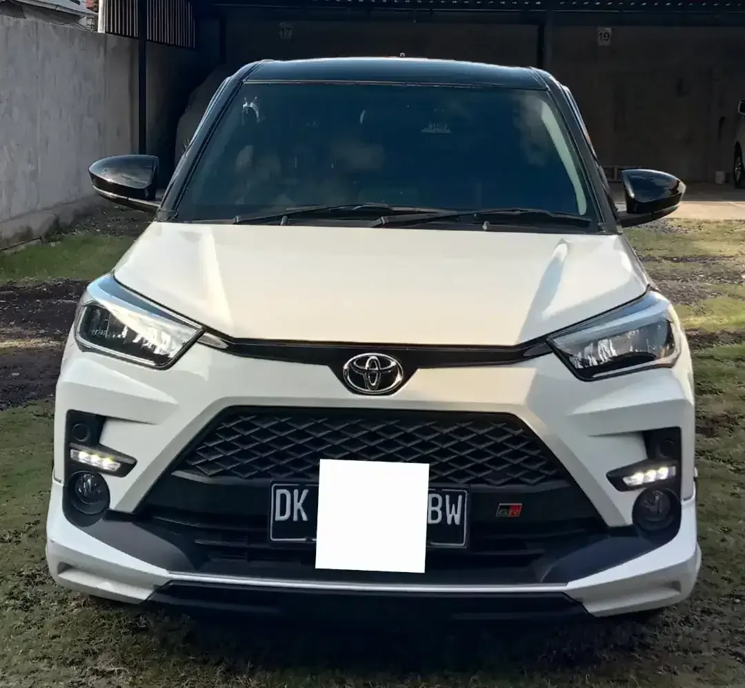 Raize 2022 GR Sport Two Tone Matic - Image 1 of 8