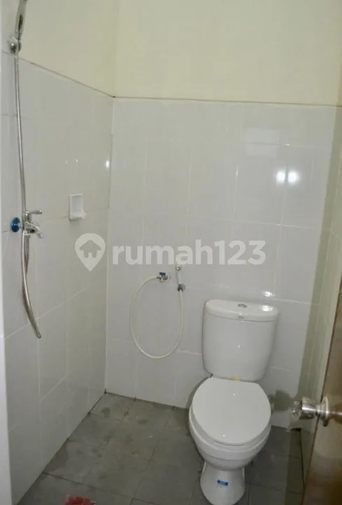 Rumah 2 Lantai di Renon - Cocok untuk Rumah Tinggal, Kantor, atau Co-Living Space - Image 3 of 4