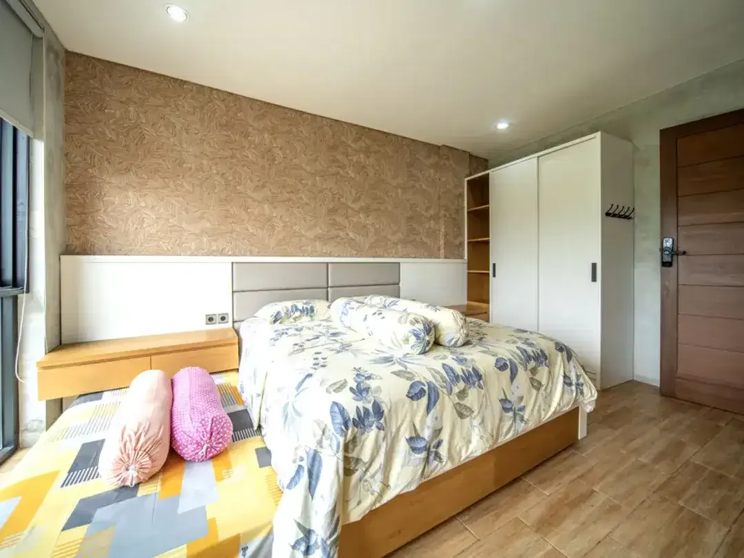 Freehold - Charming 2-Bedroom Villa in the Heart of Canggu, Bali - Image 2 of 10