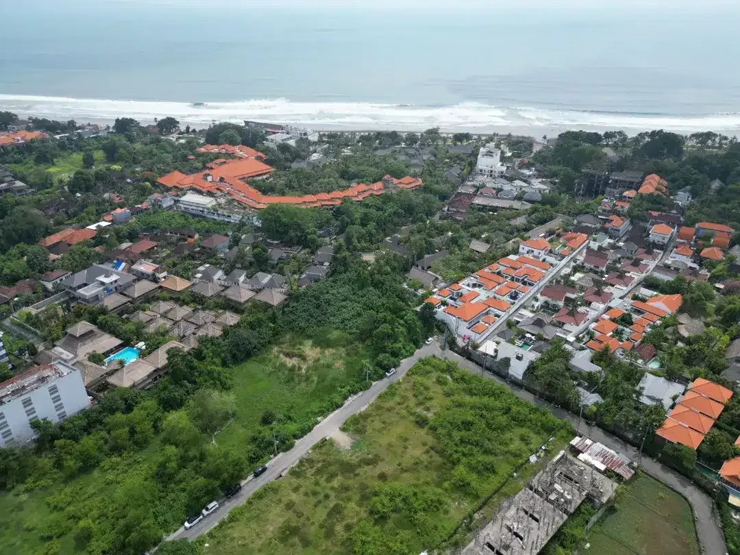 PRIME LAND IN SEMINYAK - Image 3 of 10