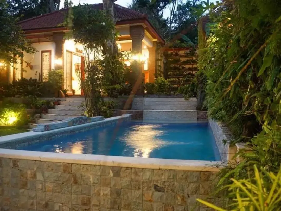 Villa JOGLO di Pecatu Uluwatu dekat Pantai - Image 1 of 10