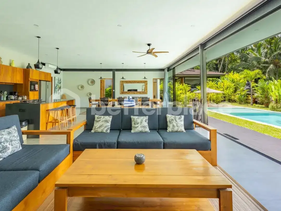 Spacious Leasehold Villa in Peaceful Tampaksiring, Ubud – Large Garden and Private Pool - Image 8 of 10