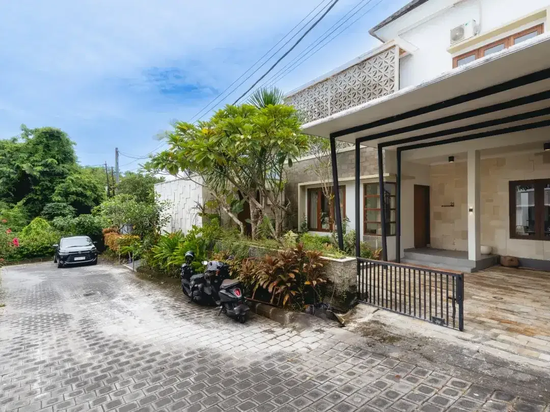 Brand new modern minimalist villa for sale. Located in Jimbaran, South Kuta - Image 1 of 6