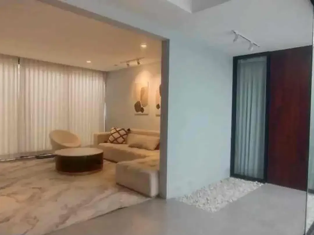 Villa di Jual Type Modern Tropical , di Canggu Bali , 5 menit ke Finns Beach Club , 5 Menit ke Atlas - Image 1 of 7